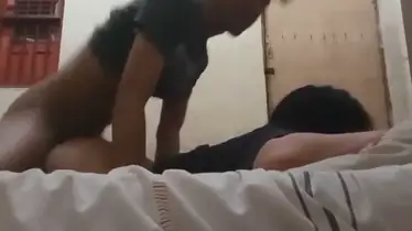 Menginap Di Rumah Pacar Berujung Hubungan Intim poster
