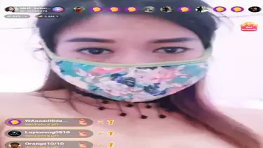 Selena Live Stream Pamer Tubuh Mulus Sange poster